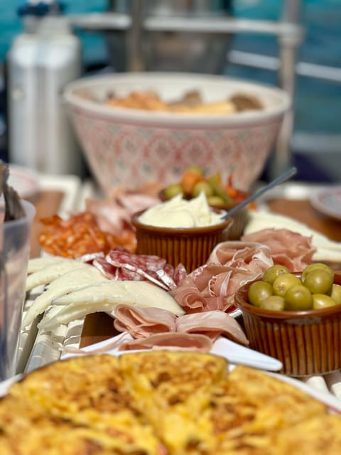 Palma de Mallorca: Sailing Boat Trip with Skipper & Tapas - Half-day or full-day: how the wind decides your Bay of Palma route