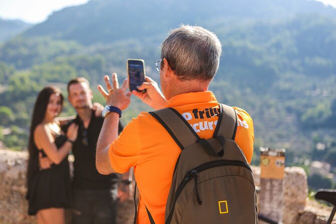 Palma de Mallorca Shore Excursion: Private Tour of Valldemossa, Soller and Serra de Tramuntana - Comfort, timing, and how your guide should handle the group