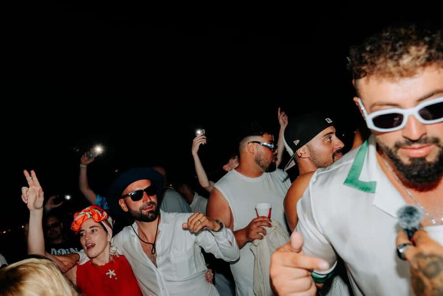 Palma de Mallorca: Sunset Boat Party with DJ and Animation - Logistics that affect your night (meeting point and getting there)