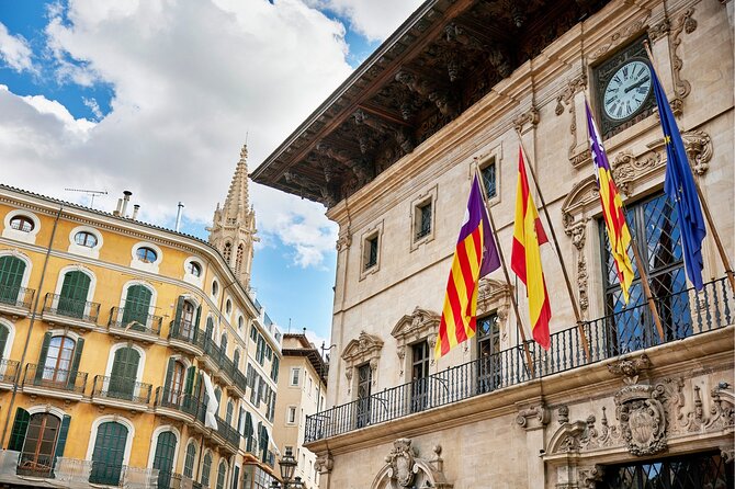 Palma de Mallorca: Walking Tour, Cathedral & Local Tasting - La Almudaina and Hort del Rei: Royal Power Meets Quiet Garden Air