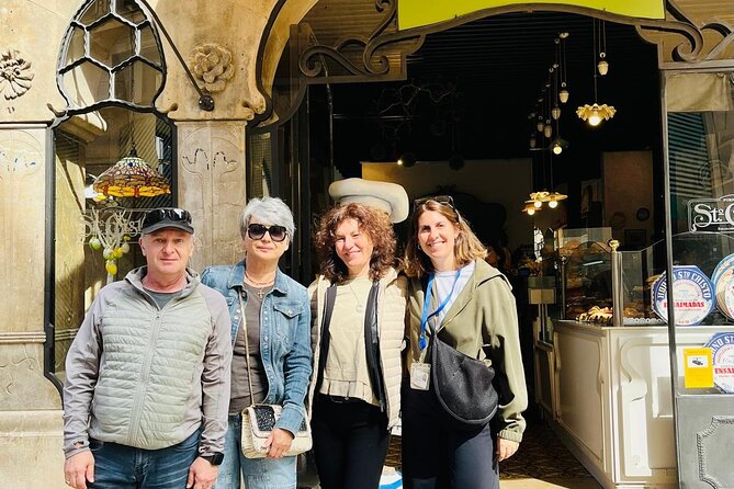 Palma de Mallorca: Walking Tour, Cathedral & Local Tasting - Your Guide’s Role: How the Best Stories Actually Land