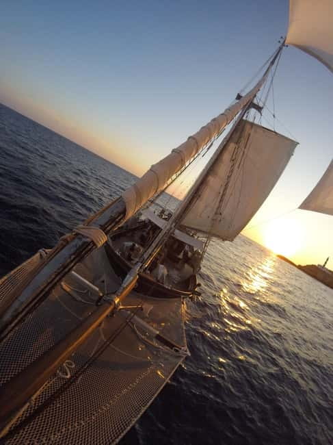 Palma de Mallorca: Wooden Sailboat; Food, Views & History - Quick hits before you go