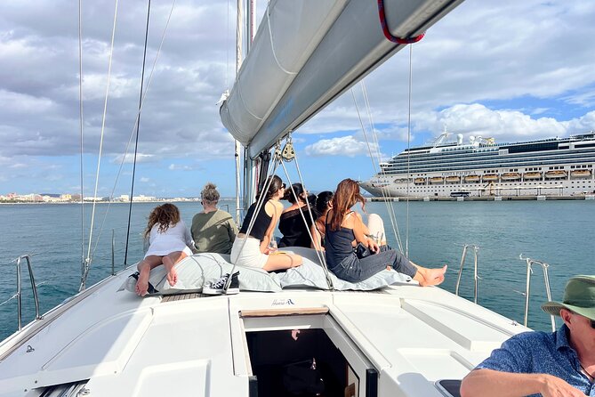 Palma de Mallorrca: Sailing tour with drinks, tapas & snorkeling. - The long sail moment: views and coastline time
