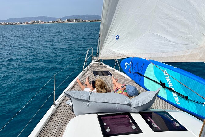 Palma de Mallorrca: Sailing tour with drinks, tapas & snorkeling. - The anchorage hour: snorkeling, swimming, and SUP time