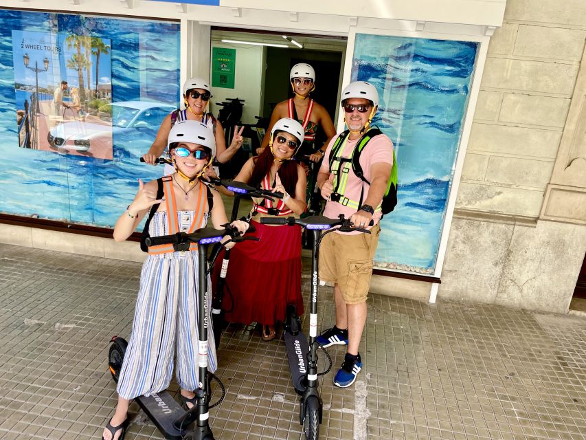 Palma: Guided 1.5 H city tour on Electric scooter - The quick scooter orientation so you can focus on the sights
