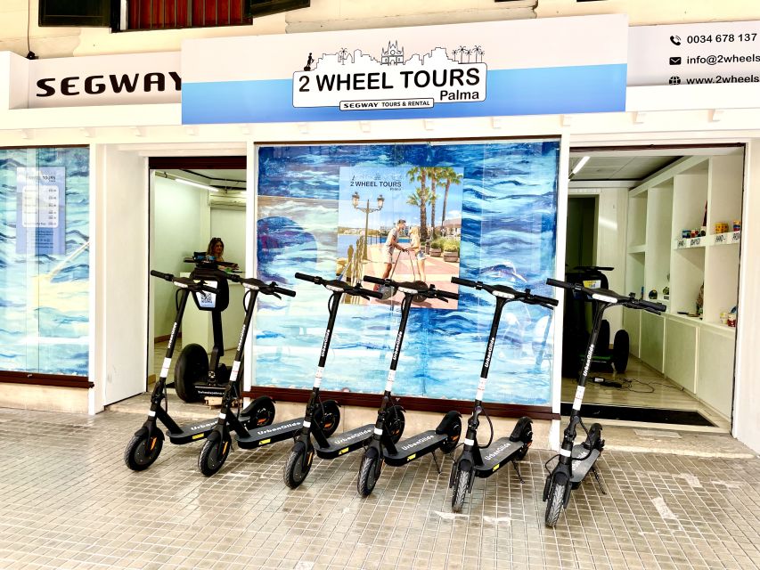 Palma: Guided 1.5 H city tour on Electric scooter - Ca’n Pere Antoni to the beach promenade: riding the sea views
