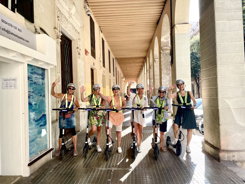 Palma: Guided 1.5 H city tour on Electric scooter - Where the tour starts near the Cathedral and Palace L’Almudaina