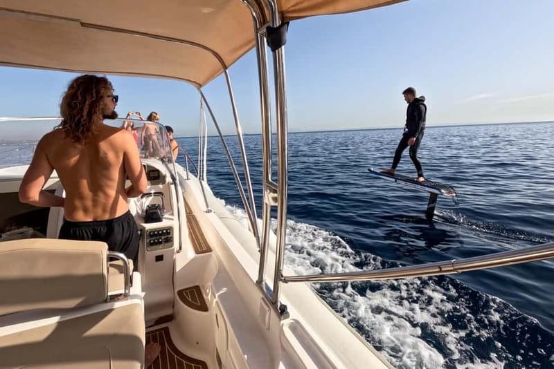 Palma Mallorca: Private Boat Trip with Water Toys & 25 Coves - Food, drinks, and music: the comfort side of a private charter