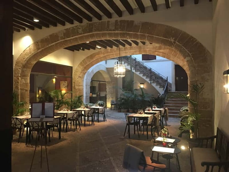 Palma Old Town Insider Tour with visit of the Cathedral - Palma’s Old Town: a compact walk through centuries
