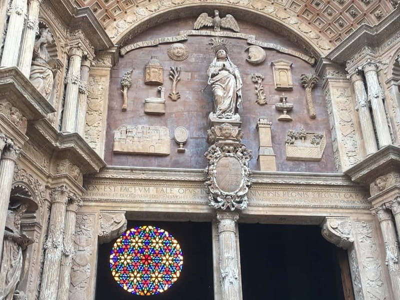 Palma Old Town Insider Tour with visit of the Cathedral - Palma Cathedral with Gaudi’s impact: the finish that clicks