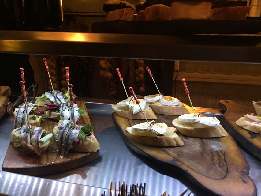 Palma Old Town Tour - The ensaimada break: a pastry stop that feels like a local habit