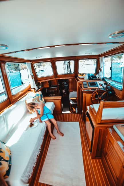 Palma: Private Classic Mallorcan Boat Tou - Value for Money: Private Up to 6 With Real Extras
