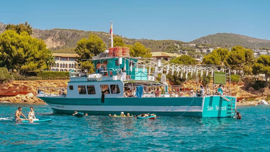 Palma: Punta Negra and Ses Illetes Boat Trip with Live Music - Punta Negra and Illetes: The Water Views That Make the Trip Worth It