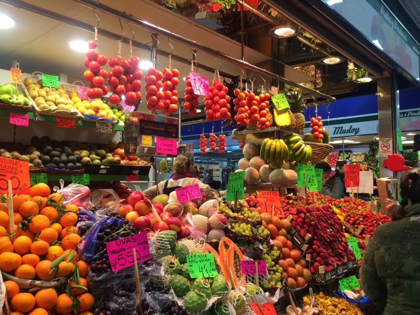 Palma: Walking Tour with Mediterranean Delicacies - Palma old town on a short clock: why this tour works
