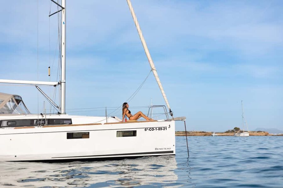 Private and exclusive sailboat in and around the Bay of Palma - Your captain’s route: Palma Bay to Cala Major, with time to actually swim