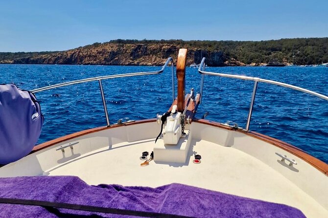 Private Charter Boat Tour in Mallorca - On board with Cap Mallorca: gear, comfort, and food that feels like a meal