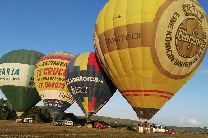 Private Exclusive Ballooning Experience for 4 over Mallorca - From meeting point to lift-off: what your morning will look like