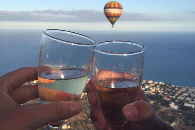 Private Hot Air Balloon Ride in Mallorca with Champagne and Snacks - Landing and the trip keepsakes: CD photos and video memories