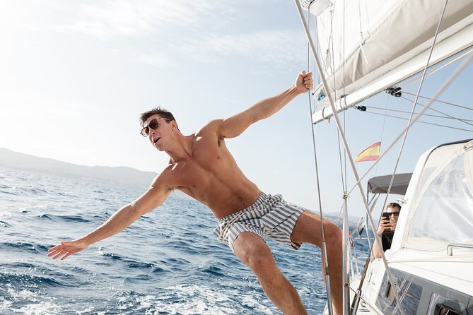 Private sailing yacht by the Bay of Palma and nearby coves - Why a Club de Mar launch changes your Palma day