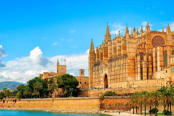 Private Transfer from Mallorca airport (PMI) to Magaluf - Luggage Rules: The Small Print That Can Save You Money
