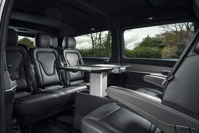 Private Transfers from Palma de Mallorca Airport PMI to Palma in Luxury Van - Key highlights at a glance
