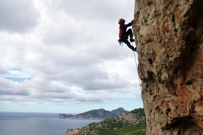 Rock climbing on Mallorca - What makes this climbing day work for beginners