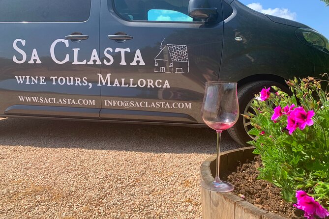 Sa Clasta Wine Tours, Mallorca - Who the guides and hosts are for you: conversation-friendly, story-led, not stiff