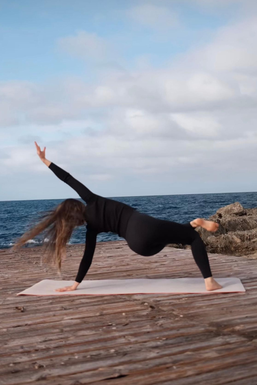 Sa Rapita / Es Trenc: Vinyasa Yoga Class at the beach - Before you go: what to bring for a smooth beach-morning class