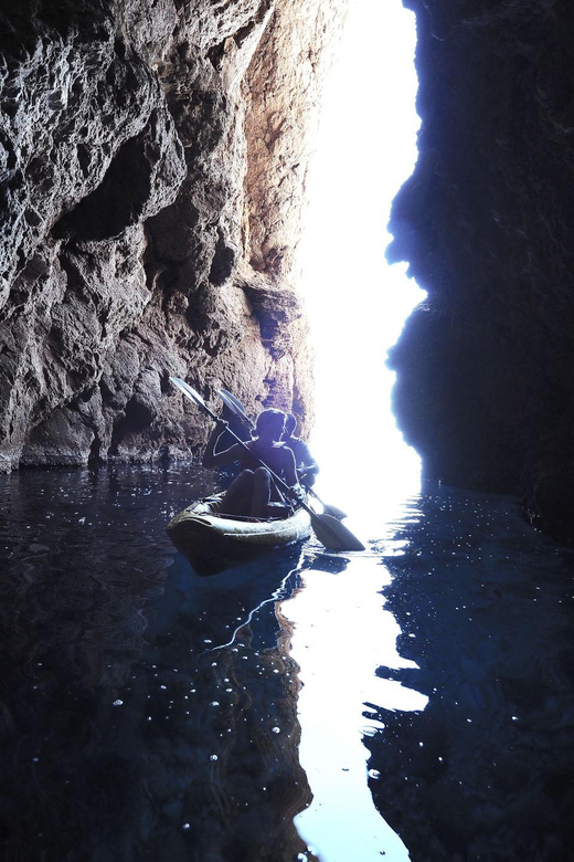 Sant Elm: Guided kayak tour to Cala en Tío with caves - Guide Quality: Clear Explanations and Close Supervision