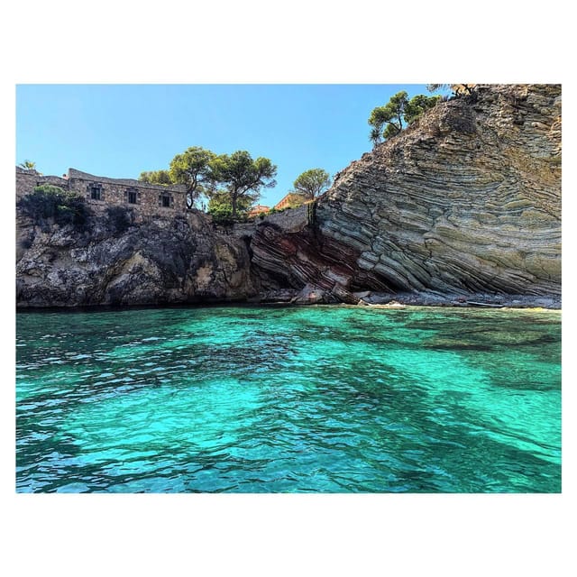 Santa Ponsa: Private Boat Rental with Driving Instructions - Why a private boat in Santa Ponsa feels better than a standard cruise