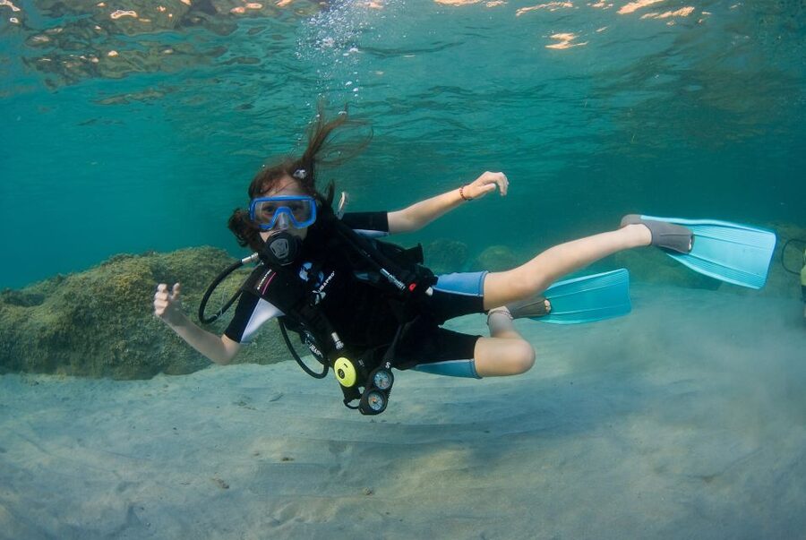 Santa Ponsa: Try Scuba Diving in a Marine Reserve - Safety and instructor attention: what makes people feel calm