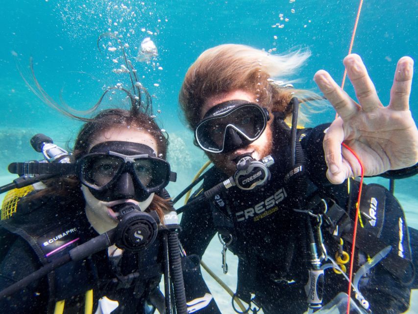 Santa Ponsa: Try Scuba Diving in a Marine Reserve - The PADI Discover Scuba flow: briefing, gear, and 6 meters