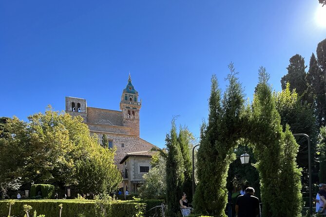 Secret Corners and Tastes of Mallorca by Private SUV Tour - Soller: Centenary Trolley Sight and Craft Shopping