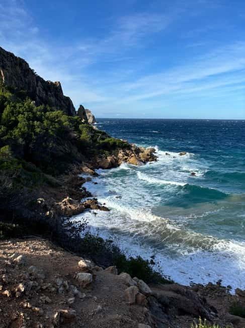 Serra de Tramuntana: Easy coastal hike with beautiful views - The hike: easy trail, coastal views, and what to watch for