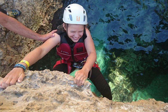 Small-Group Cliff Jumping Experience in Mallorca - Safety gear and what it means in practice