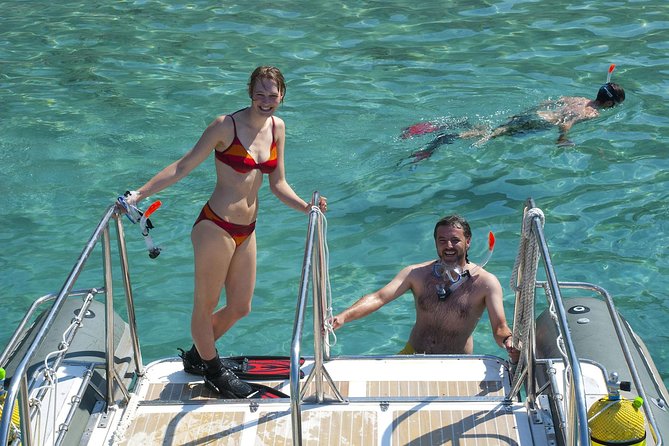 Snorkeling Tour to the Malgrats Islands by boat - The half-hour boat ride: calm water, big views