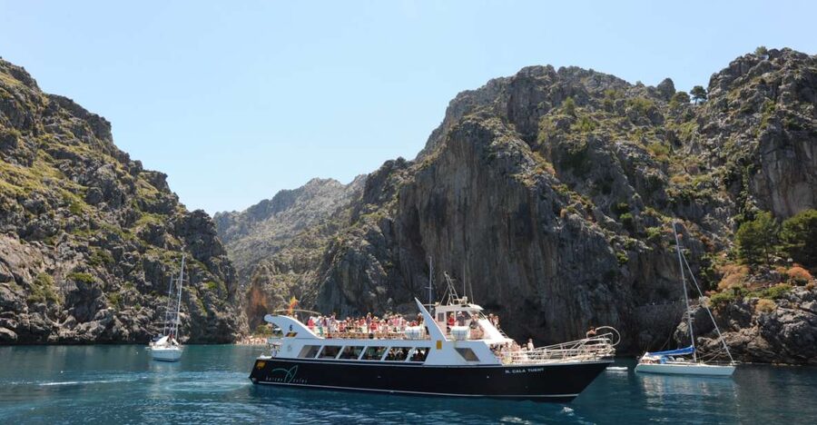 Sóller: Boat Trip to Sa Calobra and Torrent de Pareis - Torrent de Pareis: a wet, scenic walk with the right footwear plan