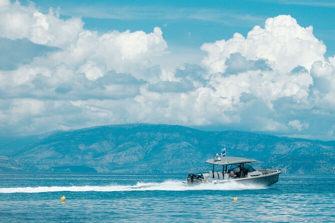 Sunset Cruise on Luxury Speed Boat - Crew energy: the names that kept showing up