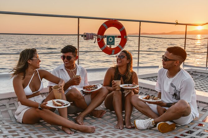 Sunset Sailing Catamaran with BBQ along the Coasts of Mallorca - A 3-hour sunset cruise that fits your Mallorca evening
