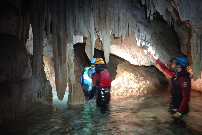 Swimming and Caving in Cova des Coloms - Guides, English, and Keeping Up With the Group Pace