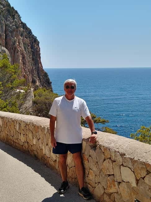 Travel and play tennis in Mallorca - Who this Mallorca day tour fits (and who might not)