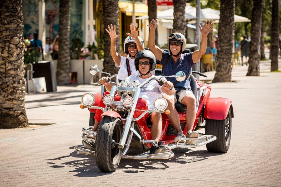 V8 Trike Tour mit Fahrer/Guide für max 4Gäste - Price and Value: What $140 Buys You (and Why It’s Not Just a Ride)