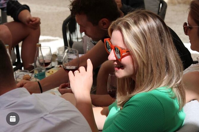 Wine tasting with wines from the smallest wineries in Mallorca - Château Vino de la Isla: the Algaida meeting point that sets the tone